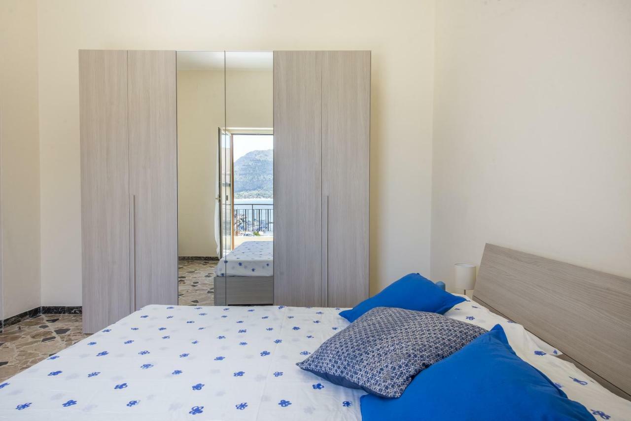 Casetta Vista Mare In Piazza A Mondello Palermo Kültér fotó