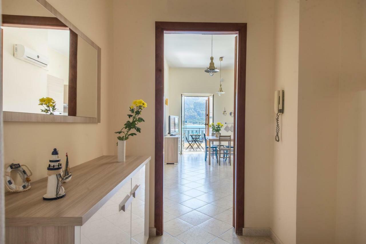 Casetta Vista Mare In Piazza A Mondello Palermo Kültér fotó