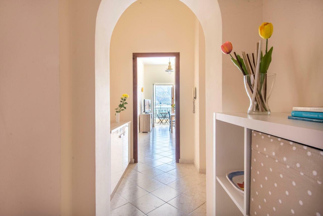 Casetta Vista Mare In Piazza A Mondello Palermo Kültér fotó