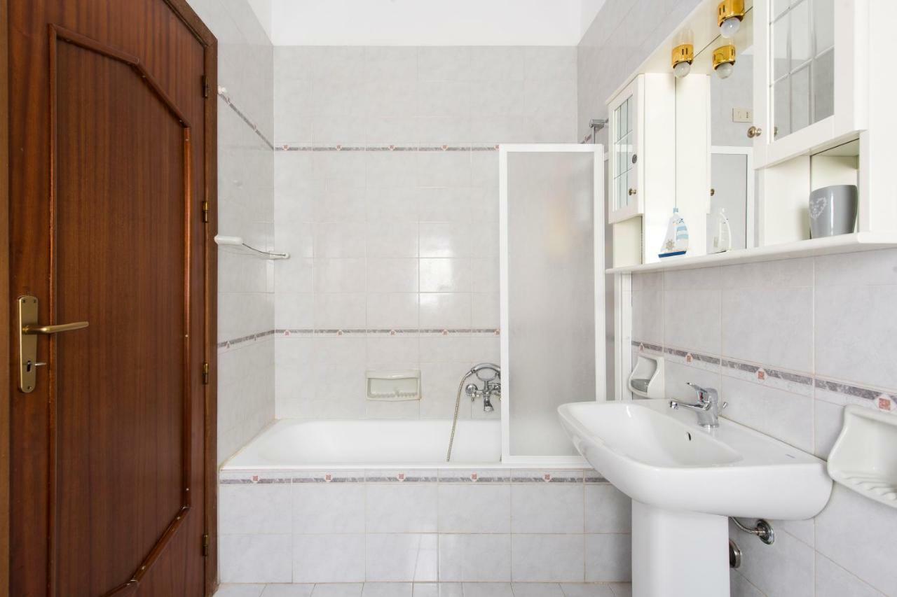 Casetta Vista Mare In Piazza A Mondello Palermo Kültér fotó